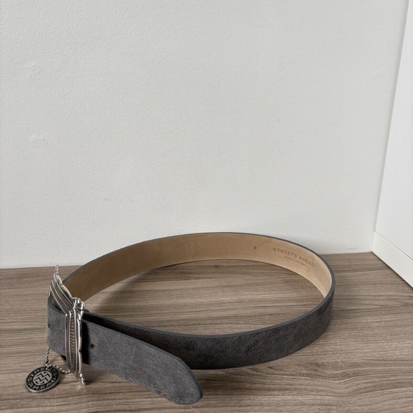 Streets Ahead Belt Grey Leather Buckle Silver Sz Small❤️ - Picture 5 of 7
